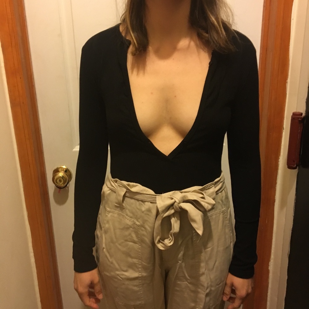 Deep V boost reformation body suit